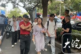 霸气詹妹！蓝军女足劳伦-詹姆斯戴帽破曼联，近3轮主场攻入8球！